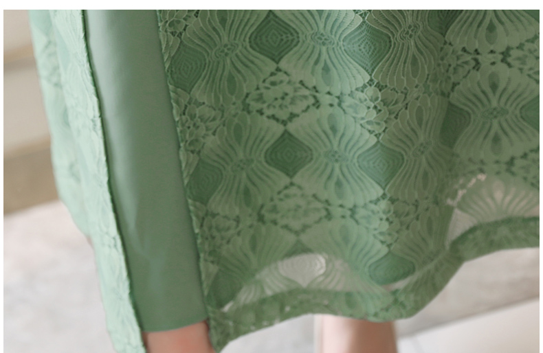 夏季中年女子气质连衣裙裙摆