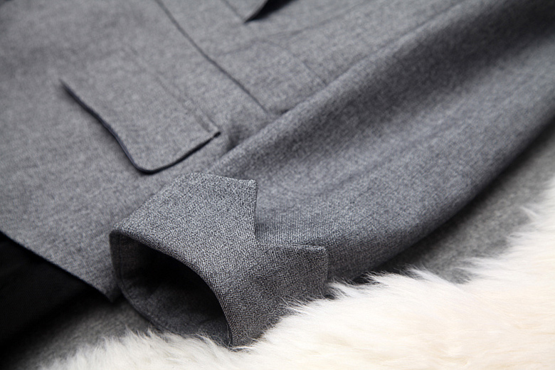 灵子飞飞网纱拼接西装连衣裙袖口