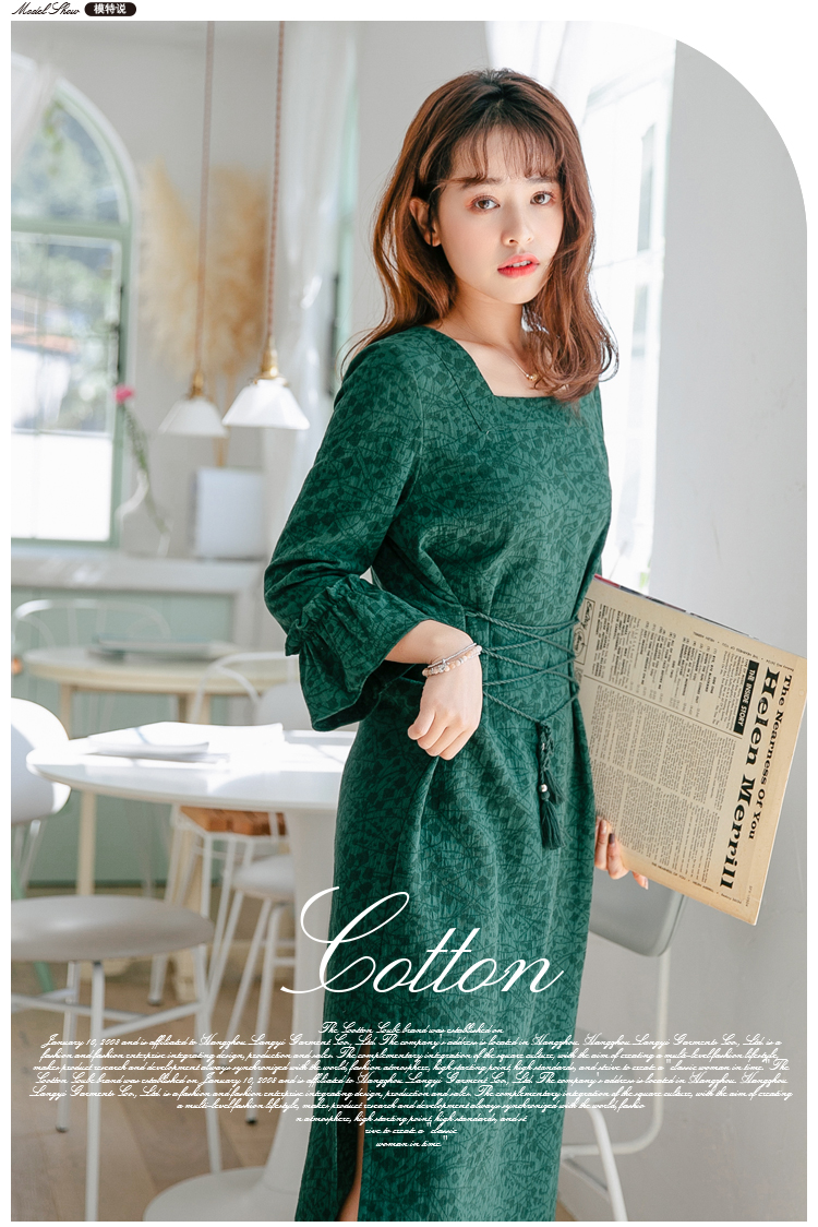 棉立方春装新款法式绣花小众连衣裙墨绿右侧