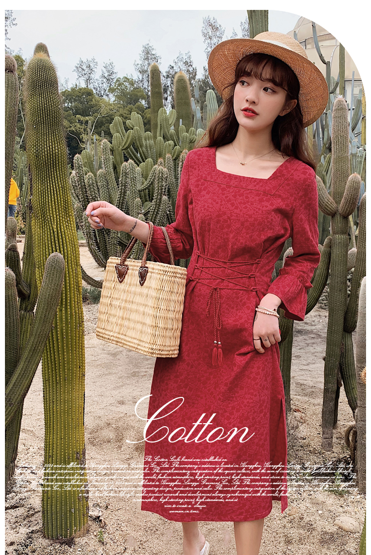 棉立方春装新款法式绣花小众连衣裙石榴红左侧